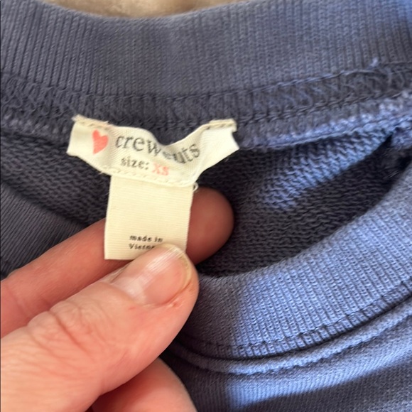 Girls J Crew Crew Cuts Navy Heart Sweatshirt Size XS - Picture 2 of 3